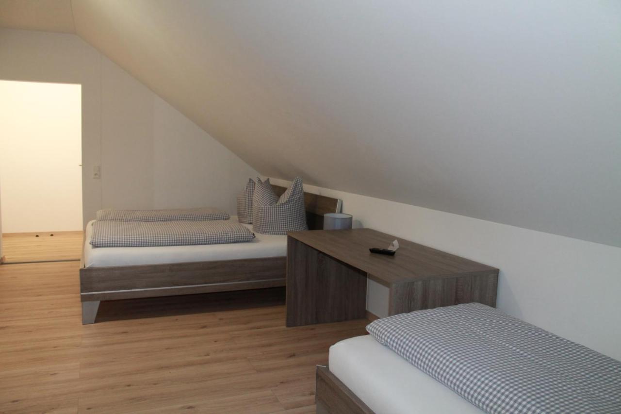 Gnadental-Stuberl Hotell Grossaitingen Exteriör bild
