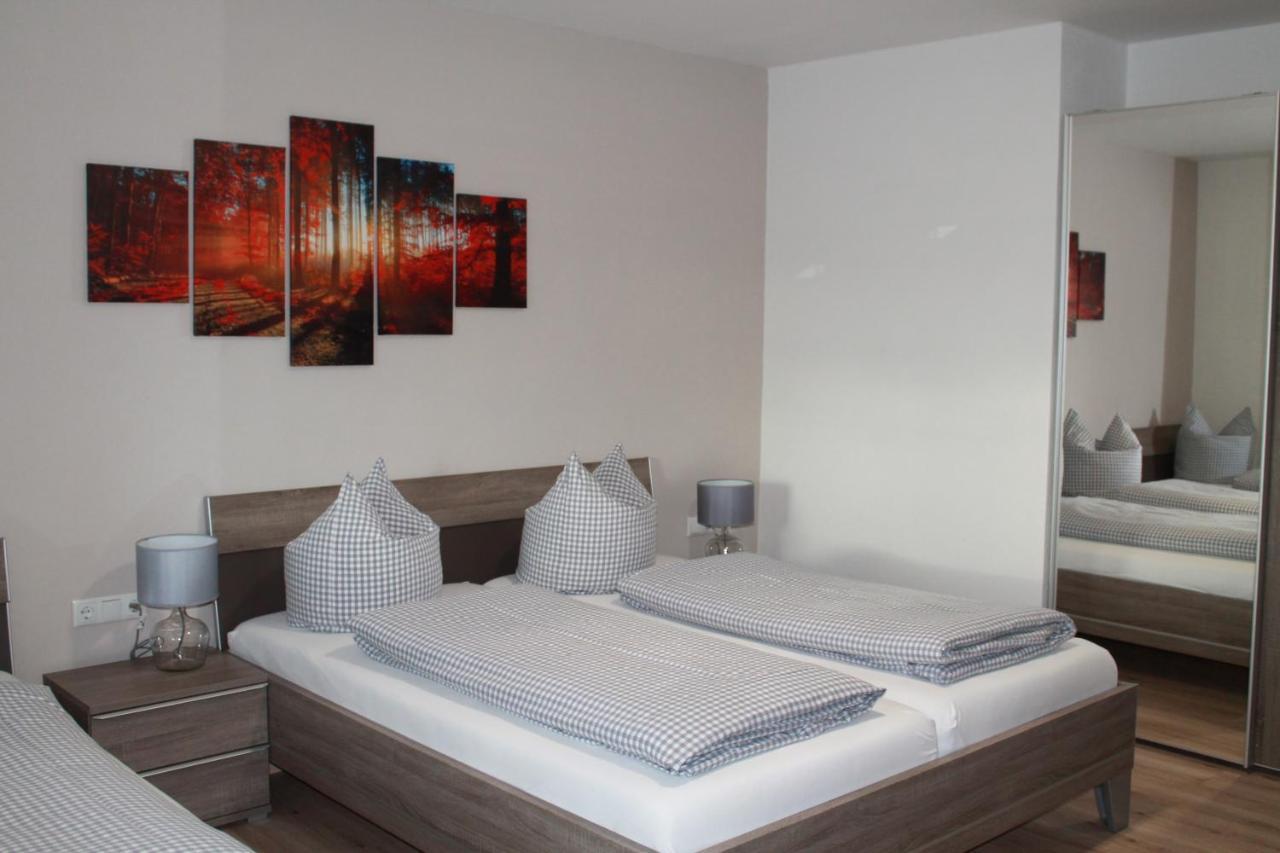 Gnadental-Stuberl Hotell Grossaitingen Exteriör bild